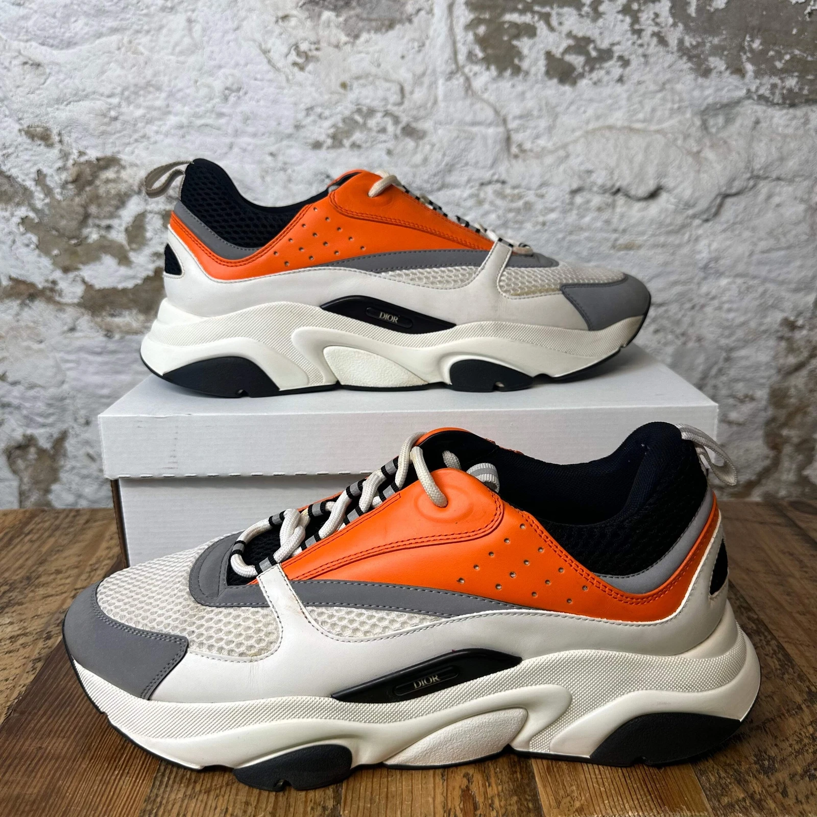 Dior B22 orange noir blanc taille 15 (48) sans boîte