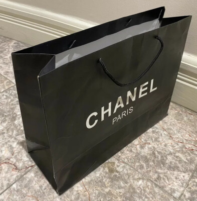 CHANEL 紙袋 100個セット CHANEL Paper Shopping gift bag 16.5 x 12 X 5.75” Black Medium | eBay