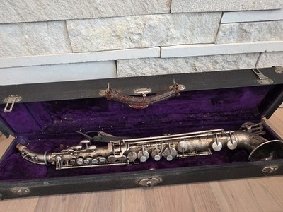 King Saxello H N White Co Unique Bb Soprano Sax c1924-25
