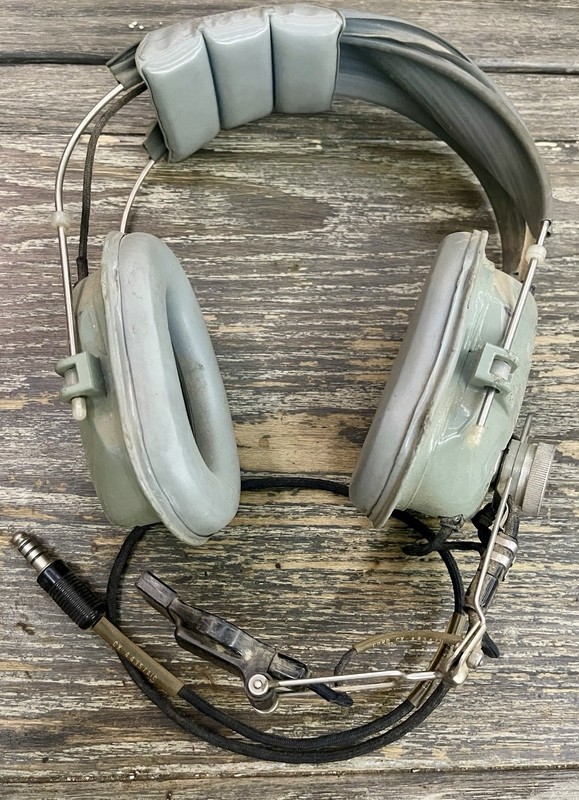 # Vintage US Military H-173/AIC Aviation Headset with Boom Mic - Untested Surplu