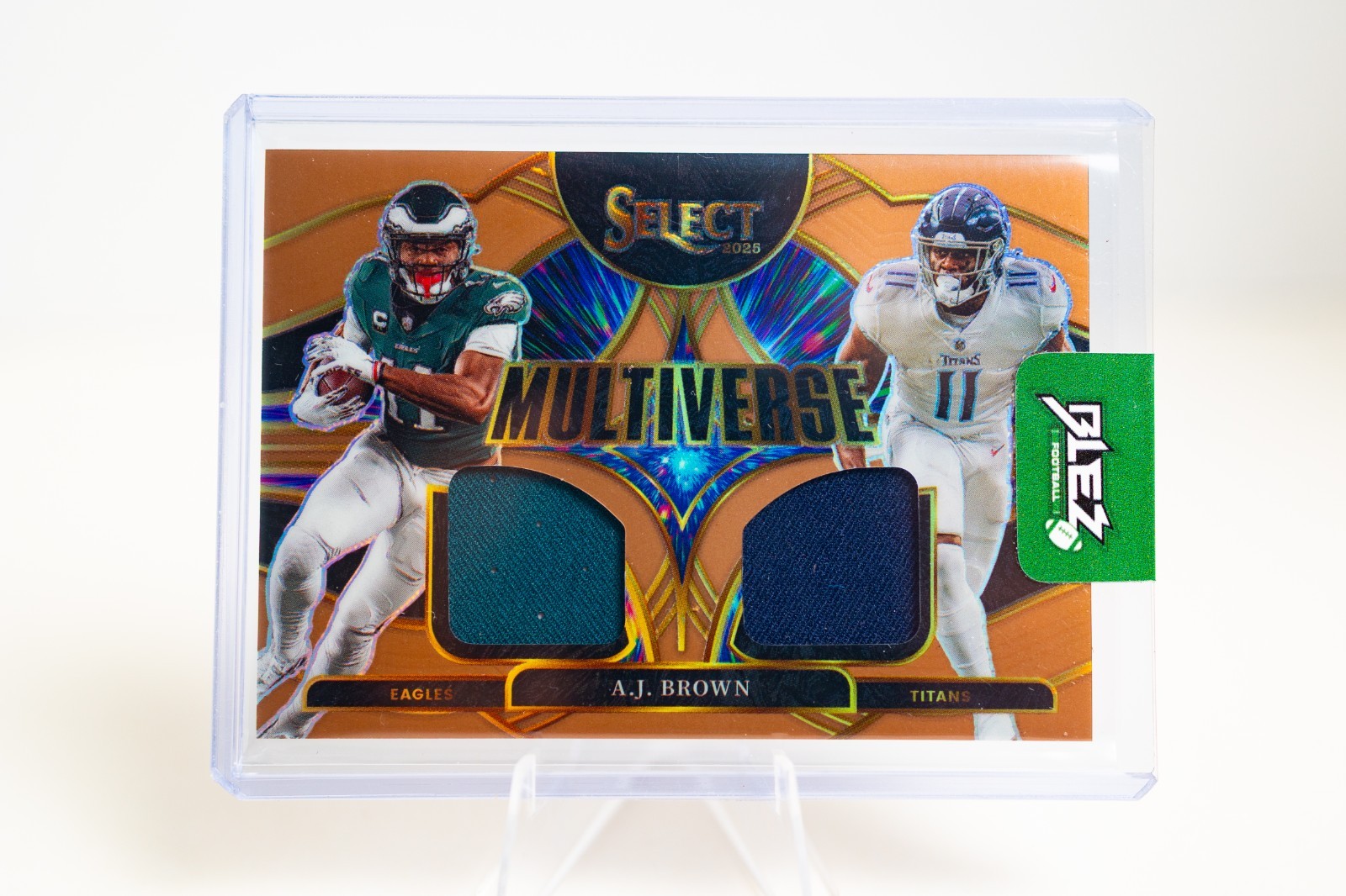 🔥2025 Panini Select A.J. Brown Multiverse Dual Patch Gold Prizm /49 Eagles #MVJ