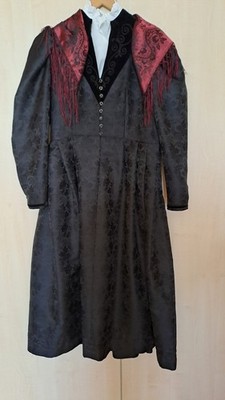 Dirndl gebraucht, Größe 40, Marke Straßer, schwarz, Rocklänge 84 cm, Samtschürze