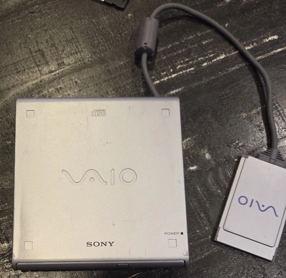 SONY VAIO PCGA-CD51 CD Drive PC Card i.link Port Replicator Driver Disc Tested - Image 2 of 4