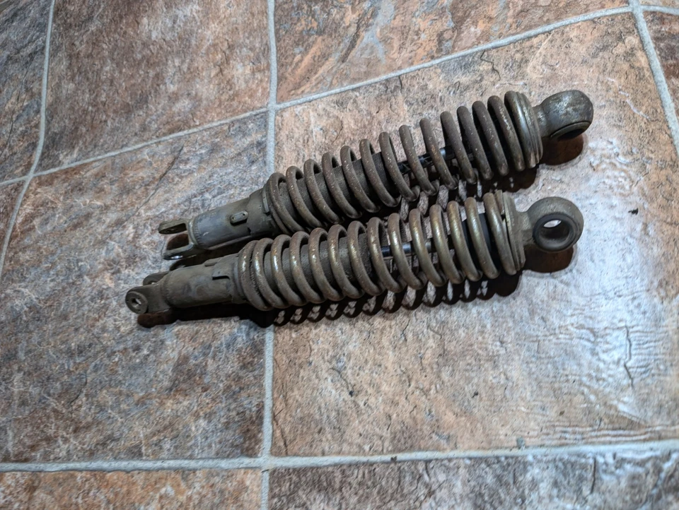 AMORTIGUADORES SUSPENSIÓN TRASERA HONDA CB360 CL360 CON HERRAJES Foto 4 de 4