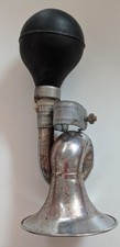 Vintage Metal Squeeze Bulb Bicycle Horn Bugle Style Handlebar Mount Patina MCM