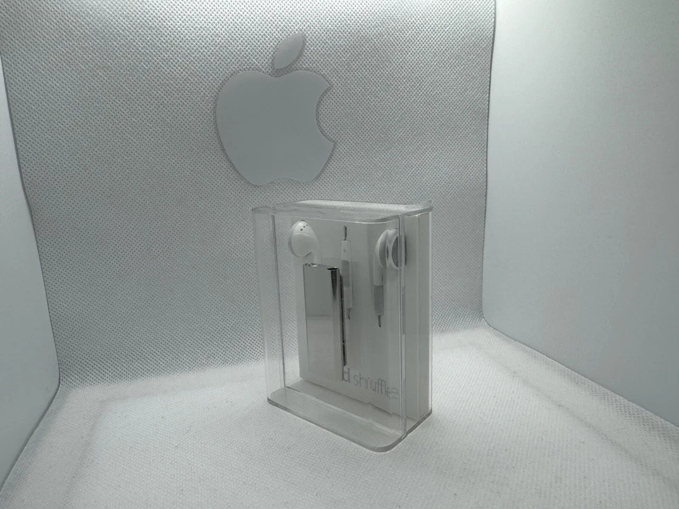 Apple iPod Shuffle 3. Generation Stainless Steel 4GB New Collector - Image 3 of 4