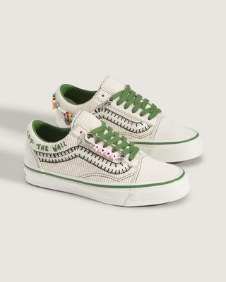 VN000EGYCRM VANS PREMIUM OLD SKOOL CHARMS CREAM (Men's) | eBay