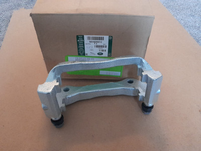 GENUINE LAND RANGE ROVER SPORT DISCOVERY 3 4 2.7d FRONT BRAKE CALIPER CARRIER