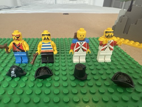 LEGO Pirates: Barnacle Bay Value Pack (1729) 99% - Picture 3 of 6