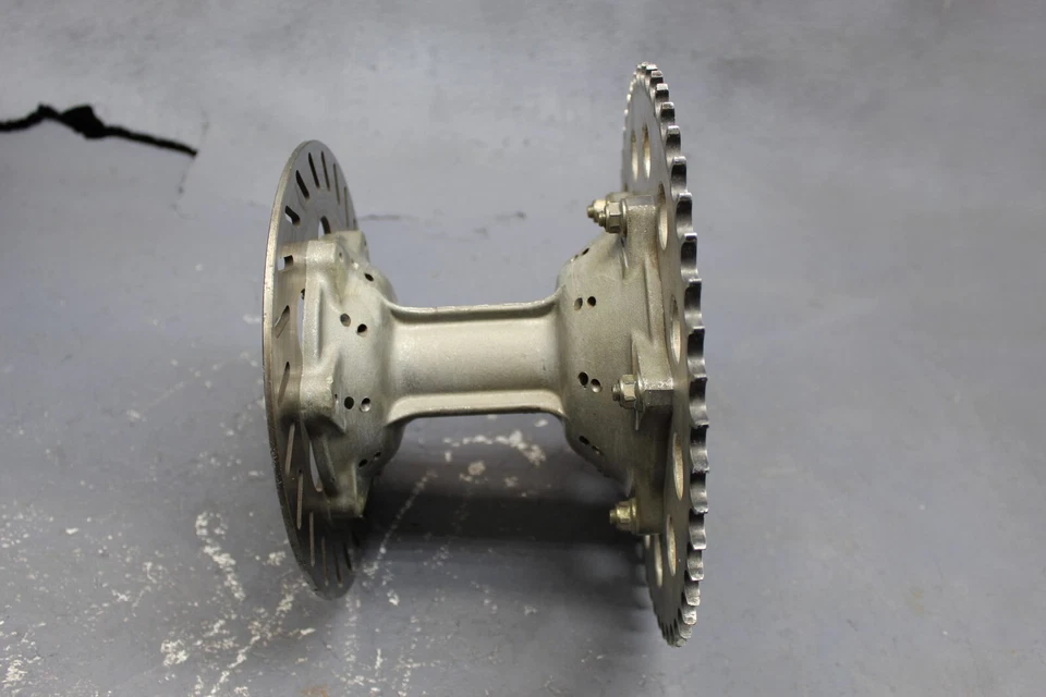 Husqvarna WXC610 1993 OEM cubo de llanta trasera Foto 3 de 4