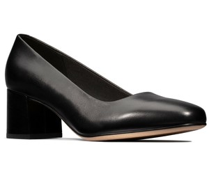 black clarks heels