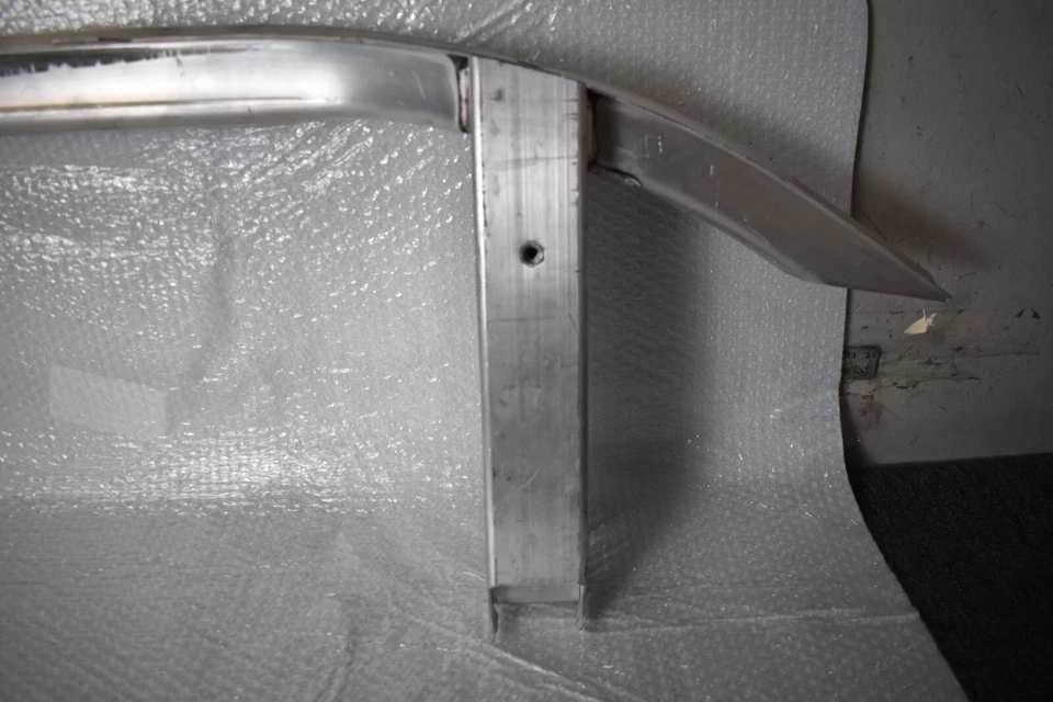 Barra de refuerzo delantera BMW 540I 2017-2021 OEM DE FÁBRICA Foto 4 de 4