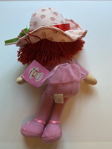 2004 Strawbery Shortcake Ballerina 16" rag doll w/yarn hair *NEW* - Picture 2 of 3
