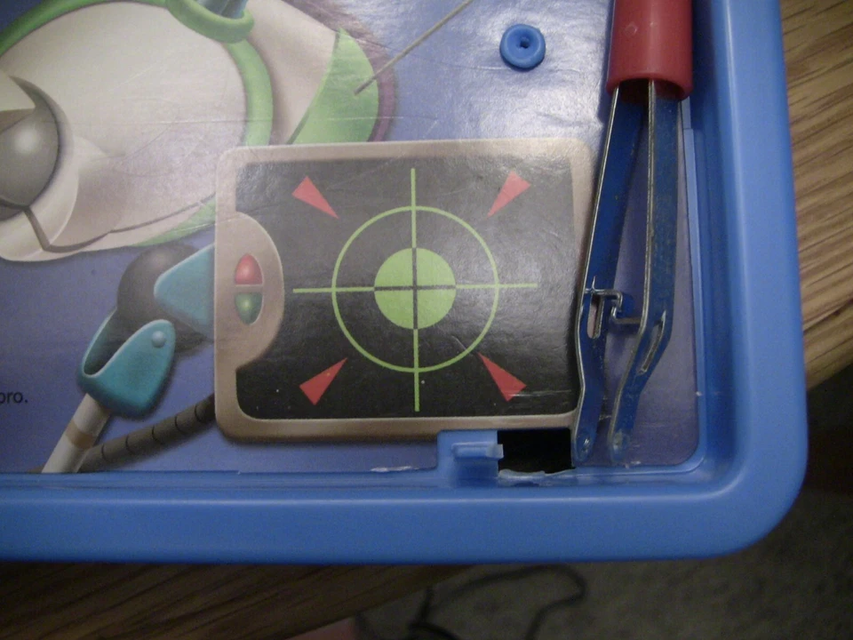 Piezas de repuesto Operation Disney Toy Story 3 - Funatomy Body Board Buzz Foto 4 de 4