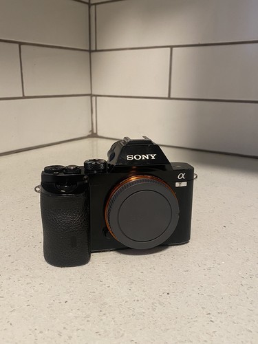 Sony Alpha A7S Camera Body ***FOR PARTS/AS IS***