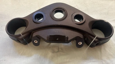 Gabelbrücke oben 2042592 Triumph Rocket 3 III R Y101 2019- B1-191 . - Bild 1 von 4