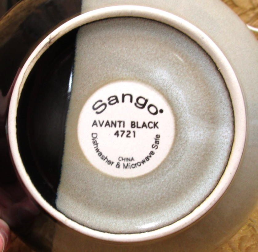 3 SANGO Avanti Black 4721 round stoneware soup/cereal bowls 7.5" by 2 5/8"h
