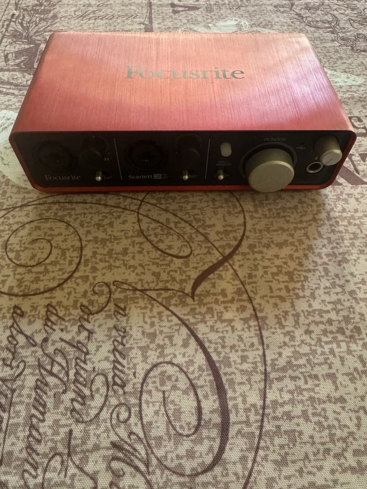 Focusrite 2i2 Scarlett Interfaccia Audio USB Scheda Audio - Immagine 4 di 4