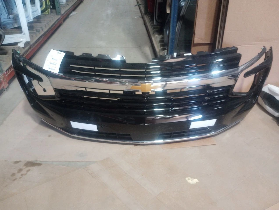 Parachoques delantero Chevrolet Tahoe 2025 3039669 Foto 4 de 4