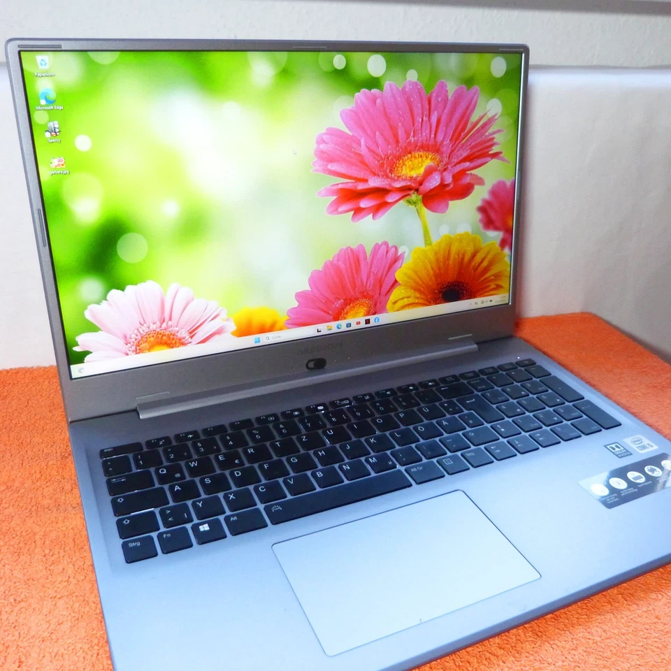 Medion S17404 METALL ULTRABOOK 17 Zoll FULLHD l Windows 11 SSD l Intel 10 GEN - Bild 3 von 4