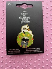 Disney Loungefly The Nightmare Before Christmas Zero Wreath Pin Glow in The Dark