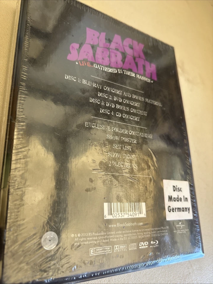 Black Sabbath Live: Gathered in Their Masses Limited Edition CD Blu-ray DVD RARE - Image 2 of 4