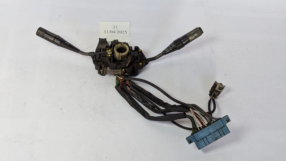 Interruptor combinado de faros giratorios de columna Toyota Celica 1982-1985 84310-14510 Foto 2 de 4