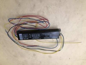 Sylvania QTP 4X32T8/UNVISNSC QUICKTRONIC T8 LIGHT Ballast 120-277V (LOT OF 3)