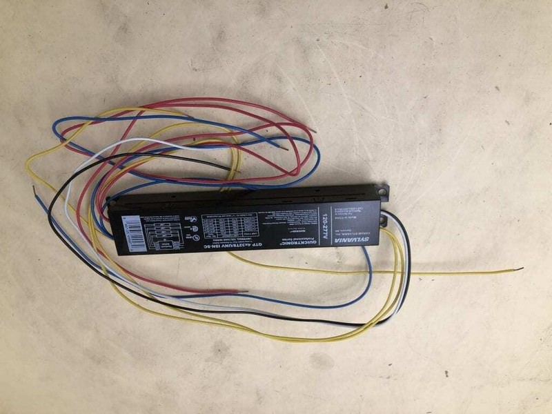 Sylvania QTP 4X32T8/UNVISNSC QUICKTRONIC T8 LIGHT Ballast 120-277V (LOT OF 3)