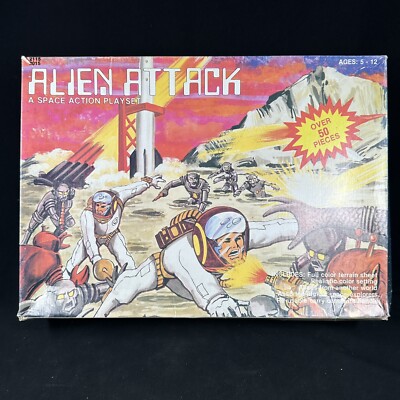 1983 TOYCO Alien Attack Space Action Playset L'attaque dans L'espace Canadian