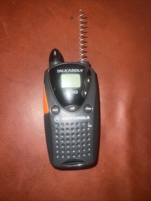 1 Motorola TalkAbout FR50 Digital 2-Mile 14-Channel Two-Way Radio Tested, See De