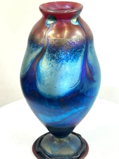 Blue & Red Luster Vase With Blue Wave Design. Saul Alcaraz