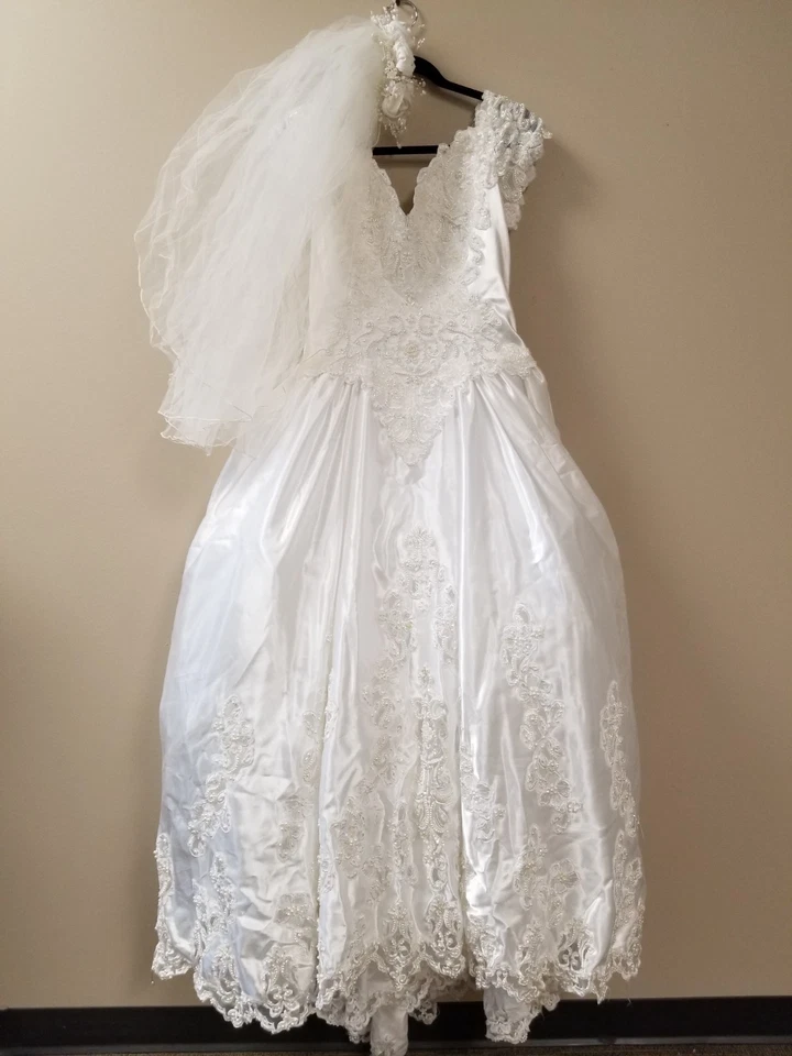 Vintage 80s Mori Lee Beaded Embroidered Wedding Dress Ball Gown Size 14  - Image 4 of 4