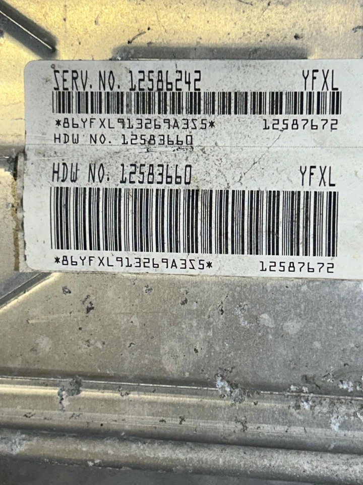 Fits 2004 Chevrolet Silverado 2500, ECU/ECM, OEM:12586242, VIN:1GCHK23U84F140159 Foto 2 de 4