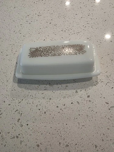 Vtg. CORELLE WOODLAND BROWN COVERED BUTTER DISH EXCELLENT COND.