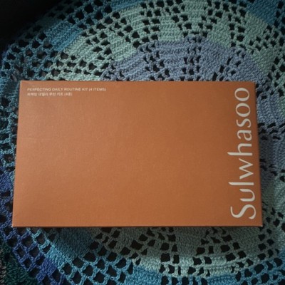Sulwhasoo Essential Perfecting Skin Care Set Ginseng Anti-Aging Travel Size