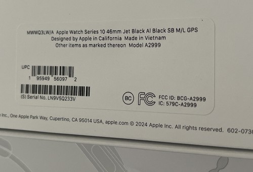 NEW Apple Watch Series 10 GPS 46mm Aluminum Case Black Sport Band M/L Jet Black - Zdjęcie 4 z 10