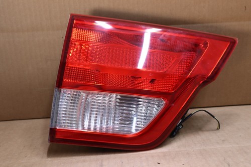 2011-2013 Jeep Grand Cherokee Tail Light Assembly Left Inner