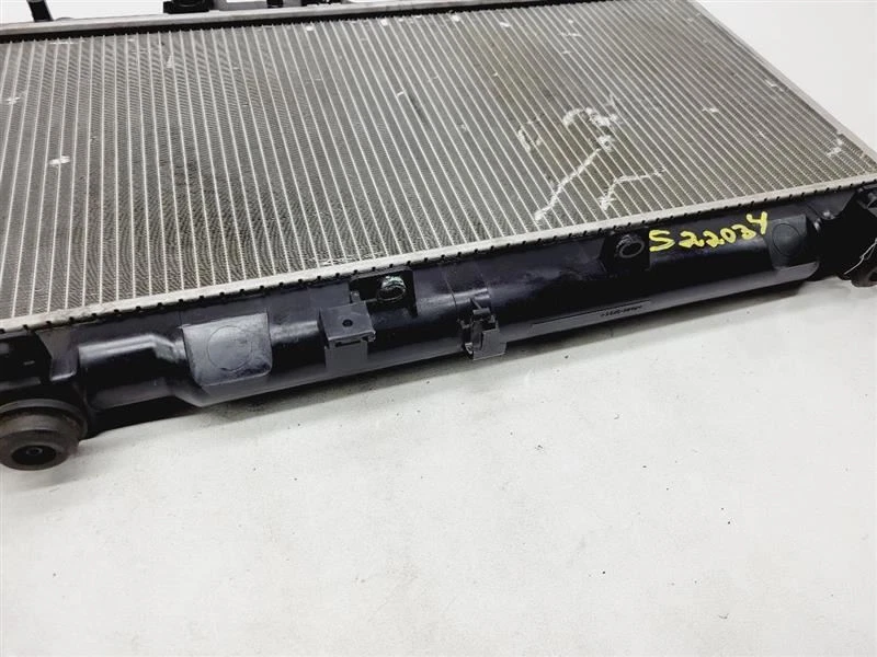 Radiador Subaru Impreza WRX 2002 2003 2004 2005 2006 2007 2,5 L TURBO M/T Foto 3 de 4