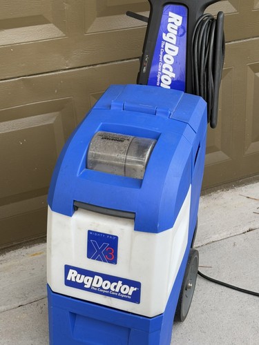 Máquina limpiadora de alfombras para el hogar Rug Doctor Mighty Pro X3 azul MP-C3 - Imagen 2 de 7