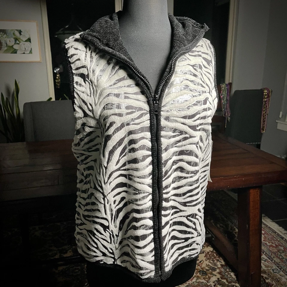 Lisa International Vest Womens Med Black White Zebra Animal Print Reversible - Image 3 of 4