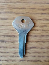 Ilco X104 keyblank for Kawasaki Motorcycles Equiv. to EZ KA13 K877