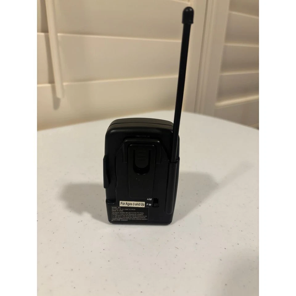 Rádio AM/FM portátil edição especial Disney Lion King vintage anos 90 eletrônicos - Imagem 4 de 4