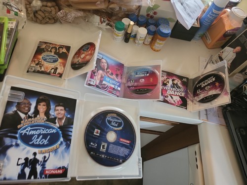 Karaoke Revolution American Idol 2 ps3 with Microphone - Picture 2 of 5
