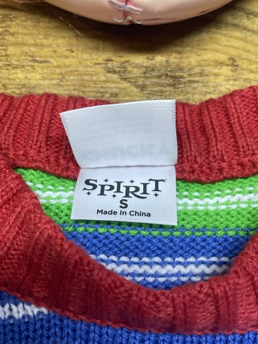 Chucky Mask & Sweater SMALL Good Guys Spirit Halloween Universal Studios Red Eye - Picture 4 of 16