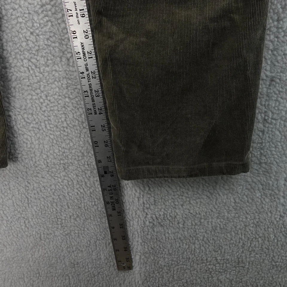 Calça de veludo verde oliva masculina Bonobos 34x34 perna reta frente plana elástica - Imagem 4 de 4