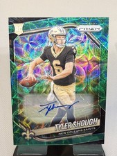 Tyler Shough [Autograph Green Scope] #327 Prices | 2025 Panini