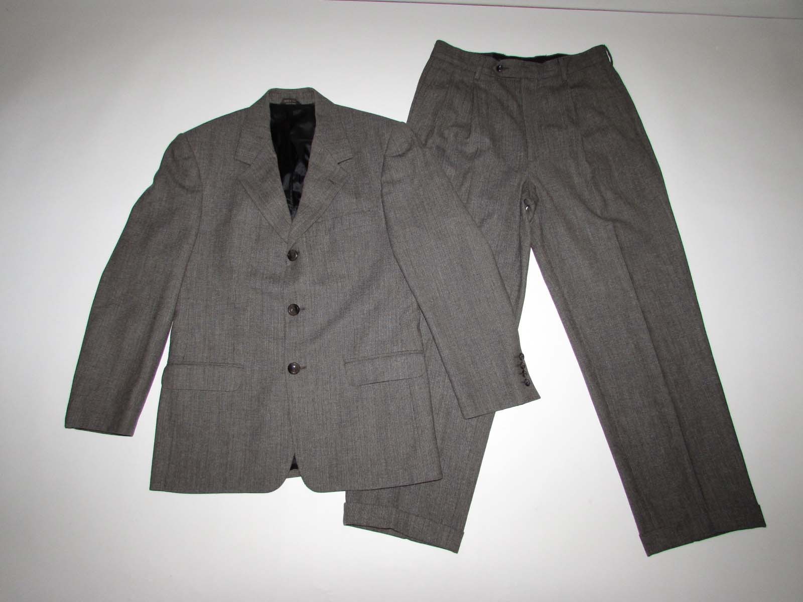 Banana Republic Uomo 3 Bottoni Abito Size 38 28 Corto 31 x 28 38 Grigio Pieghe Lana e292bd Banana Republic Uomo 3 Bottoni Abito Size 38 28 Corto 31 x 28 38 Grigio Pieghe Lana e292bd