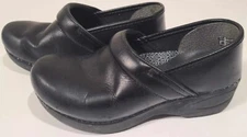 Dansko Women's Size 36 (5.5-6) Black Leather Professional Clogs Nursing