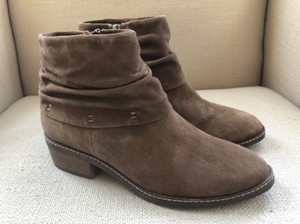 tamaris tan ankle boots